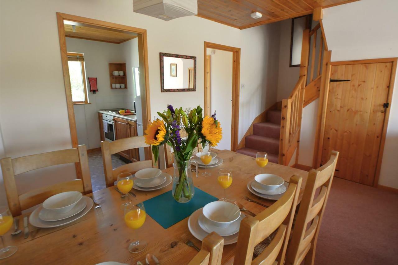 Mallard Lodge Сайренстер Экстерьер фото